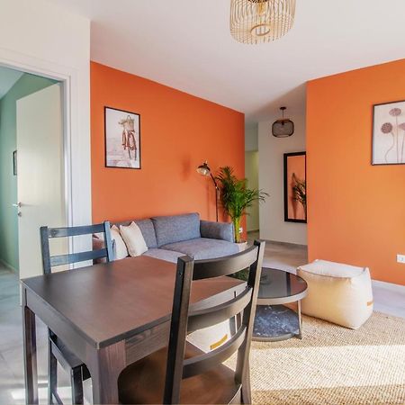 Stunning 2-Bedrooms Apartment In The Heart Of Афины Экстерьер фото