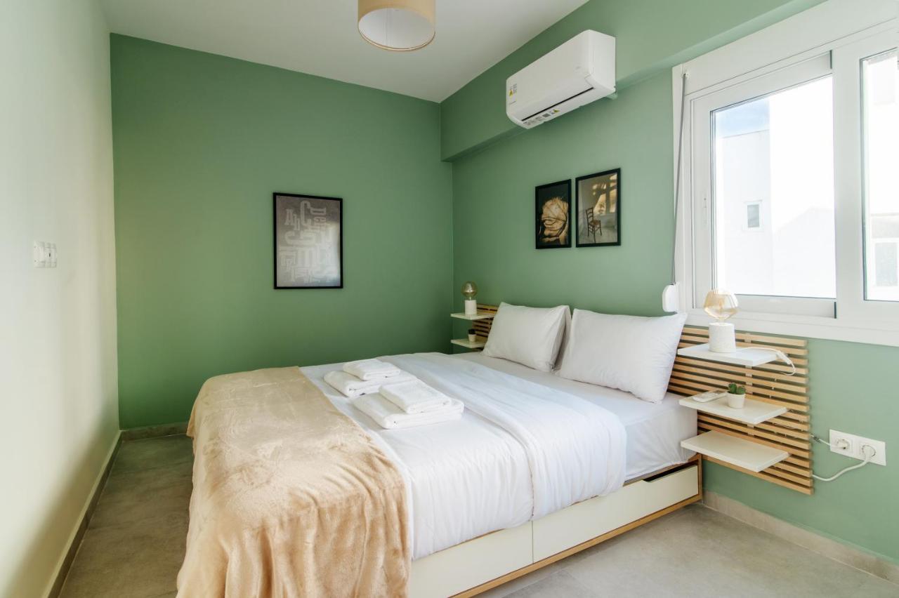 Stunning 2-Bedrooms Apartment In The Heart Of Афины Экстерьер фото
